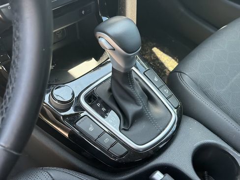 Certified 2024 Kia Seltos EX FWD image 12