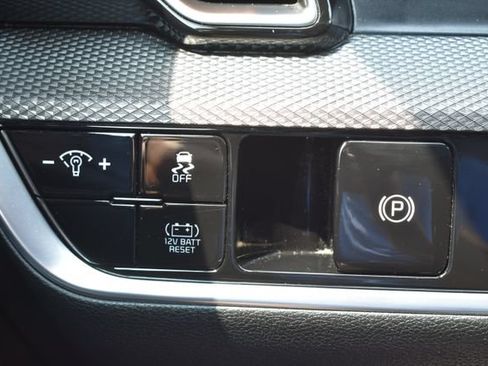 Used 2023 Kia Sportage LX AWD/4WD image 18