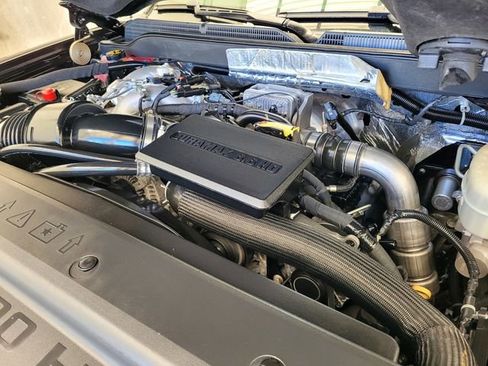 Used 2018 Chevrolet Silverado 2500 High Country w/ Duramax Plus Package AWD/4WD image 34