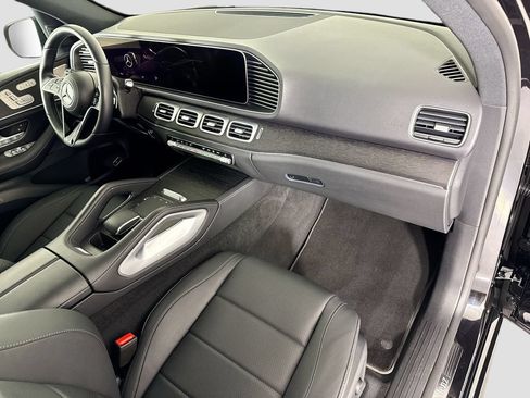 Certified 2025 Mercedes-Benz GLE 350 4MATIC w/ AMG Line Exterior image 18