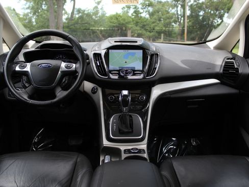 Used 2015 Ford C-MAX Energi SEL w/ Equipment Group 302A FWD image 10