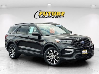 Certified 2022 Ford Explorer ST-Line w/ Class IV Trailer Tow Package