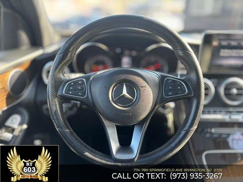 Used 2018 Mercedes-Benz GLC 300 4MATIC image 14