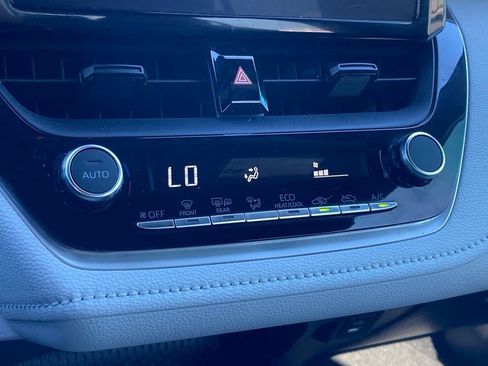 Used 2023 Toyota Corolla SE image 24