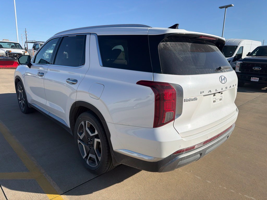 Used 2023 Hyundai Palisade Limited AWD/4WD image 5