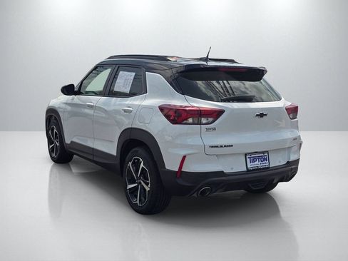 Used 2023 Chevrolet TrailBlazer RS w/ Sun and Liftgate Package FWD image 7
