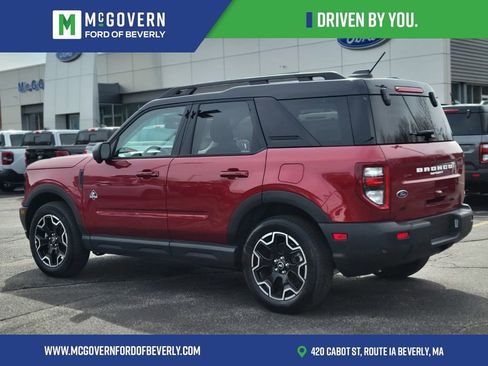 Used 2025 Ford Bronco Sport Outer Banks w/ Outer Banks Tech Package+ AWD/4WD image 4