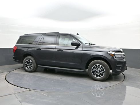 Used 2024 Ford Expedition Max XLT RWD image 17