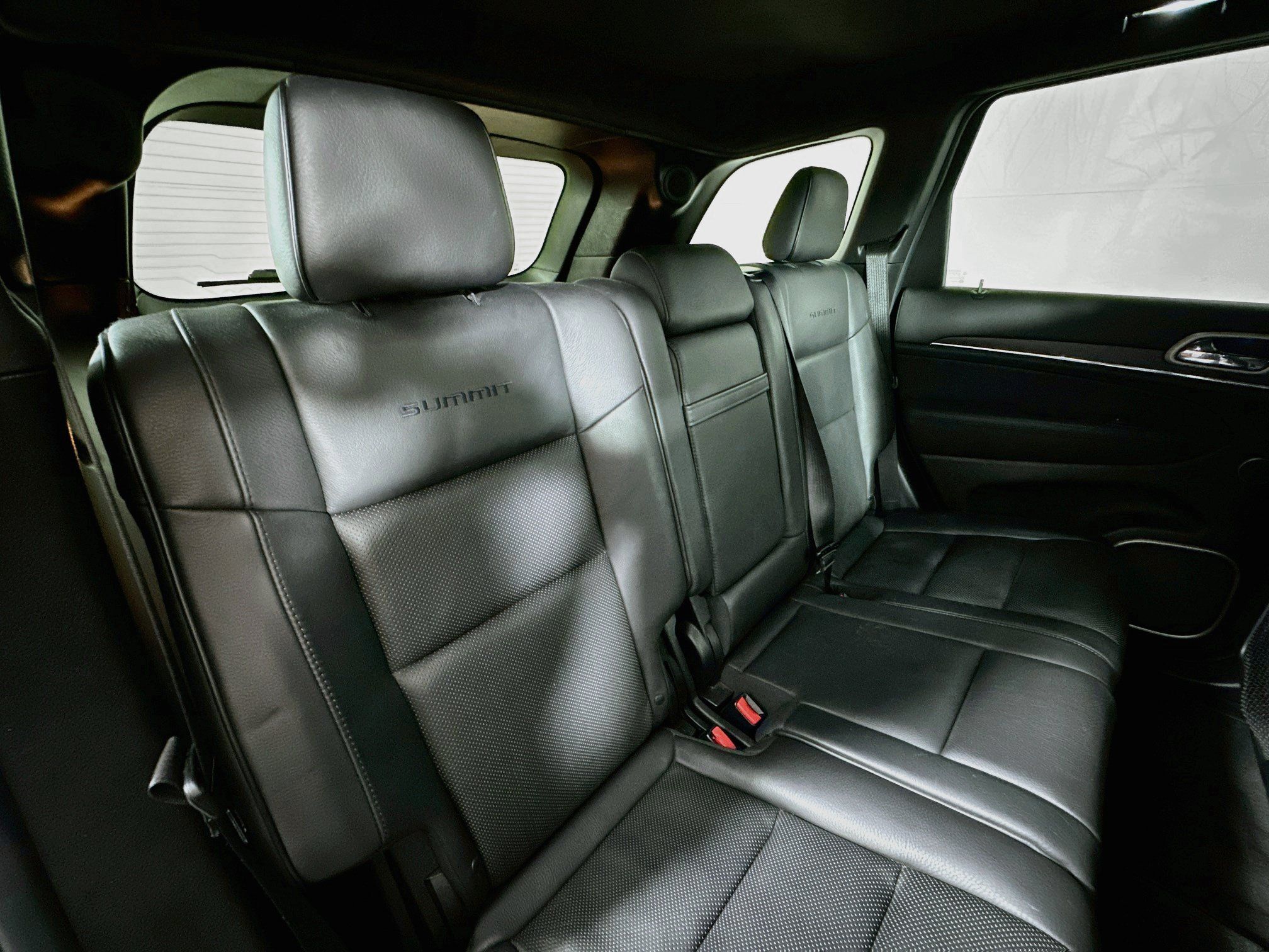 Used 2014 Jeep Grand Cherokee Summit AWD/4WD image 27