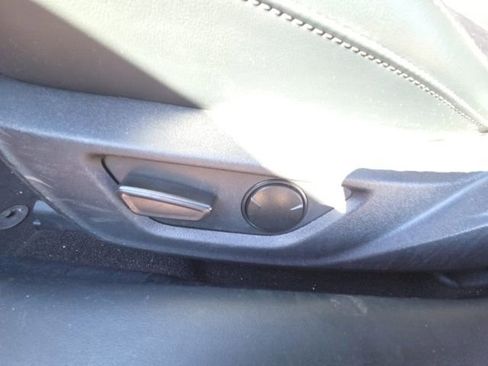 Used 2024 Ford Mustang Premium image 20