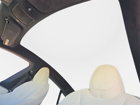 Used 2020 Tesla Model S Long Range image 33