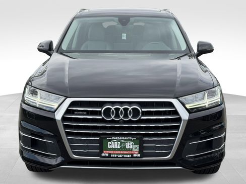 Used 2019 Audi Q7 2.0T Premium w/ Cold Weather Package AWD/4WD image 2