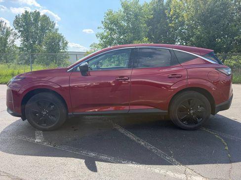 Used 2025 Nissan Murano SV AWD/4WD image 10