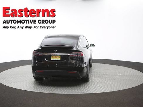 Used 2018 Tesla Model X 75D AWD/4WD image 32