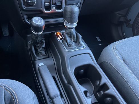 New 2026 Jeep Gladiator Sport image 41