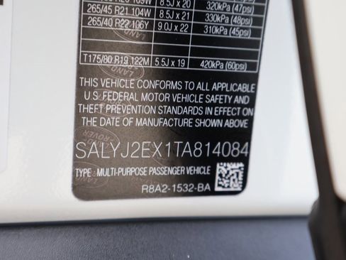 Used 2026 Land Rover Range Rover Velar S image 27