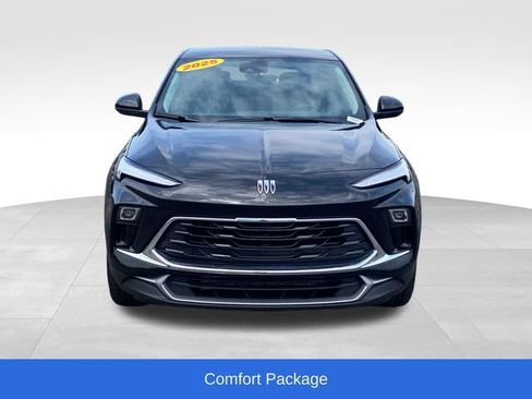 Used 2025 Buick Encore GX Preferred w/ Comfort Package FWD image 2