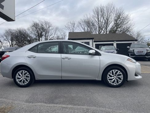 Used 2018 Toyota Corolla L image 5