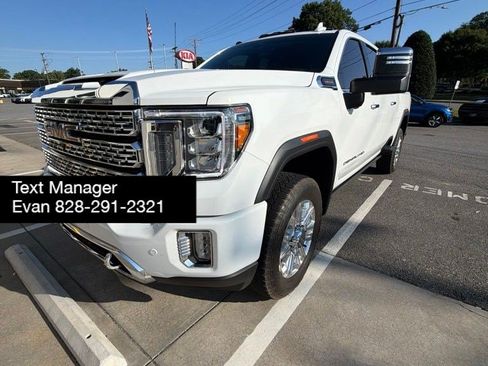 Used 2022 GMC Sierra 2500 Denali w/ Denali Ultimate Package AWD/4WD image 1