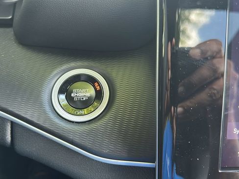 Used 2025 Jeep Grand Cherokee L Altitude image 27