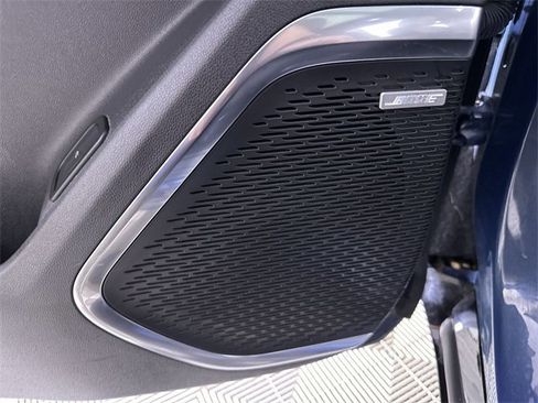 Used 2024 Chevrolet Traverse RS image 25