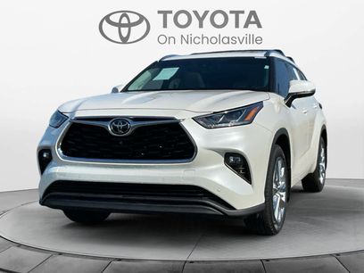 Used 2021 Toyota Highlander Limited