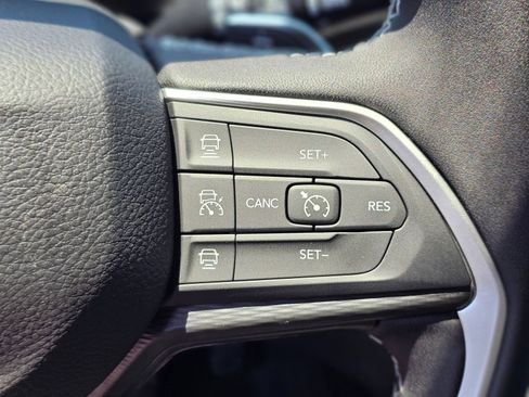 New 2026 Jeep Grand Cherokee Laredo RWD image 15
