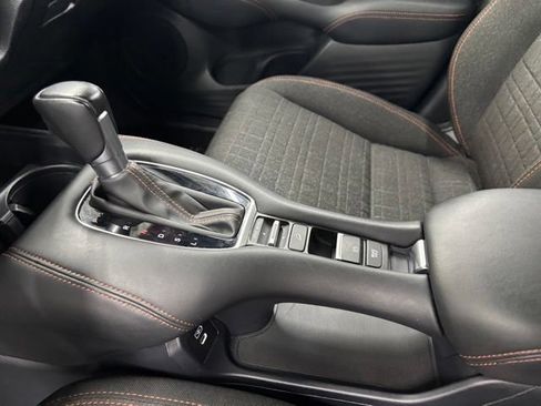 Used 2025 Honda HR-V Sport image 10