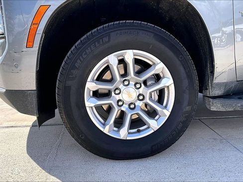 Used 2025 Chevrolet Tahoe LT image 11