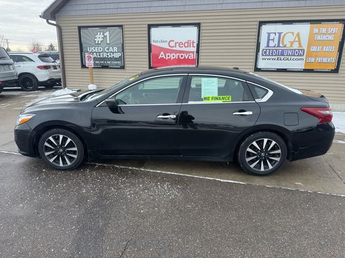 Used 2018 Nissan Altima 2.5 SV image 8