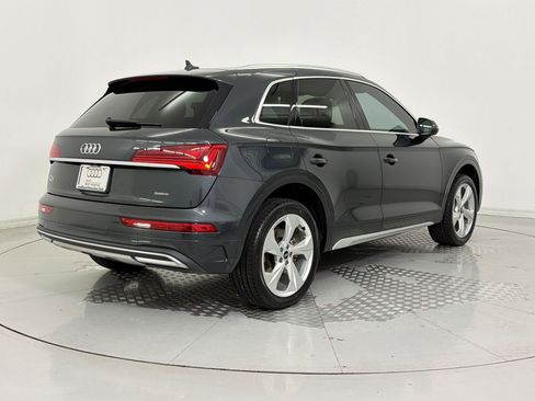 Used 2021 Audi Q5 2.0T Premium Plus w/ Premium Plus Package AWD/4WD image 9