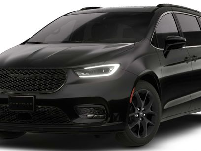 New 2026 Chrysler Pacifica Limited