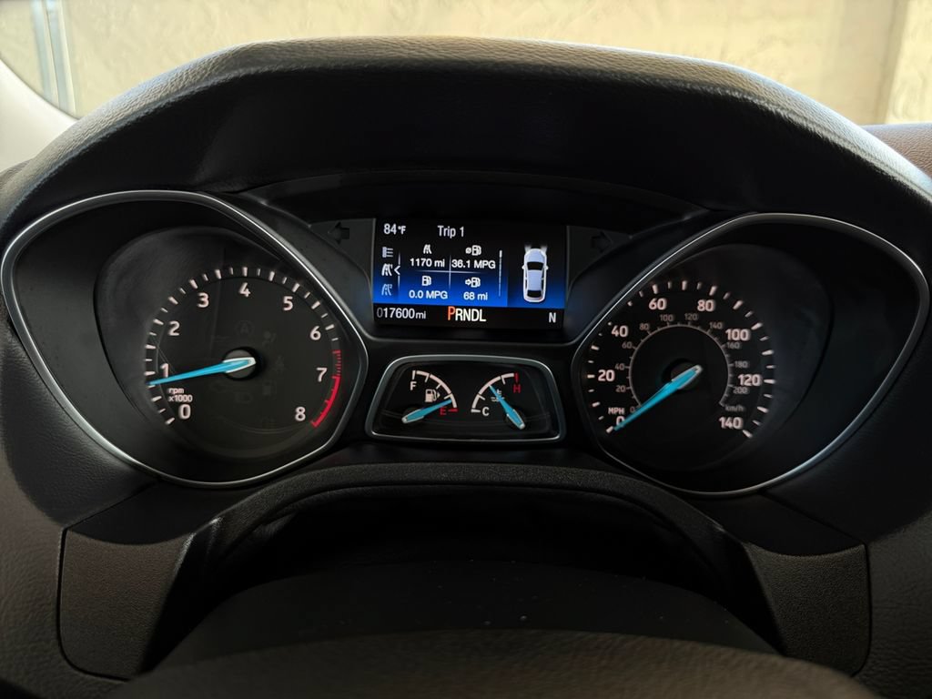 Used 2018 Ford Focus SE FWD image 13