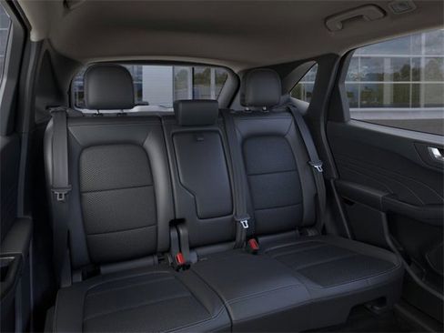 New 2025 Ford Escape SE w/ Class II Trailer Tow Package image 12