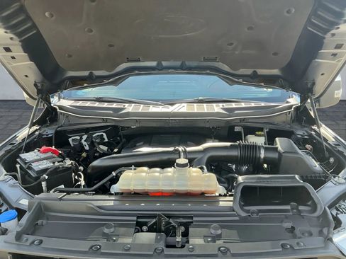 Used 2022 Ford F150 Lariat w/ Max Trailer Tow Package image 23