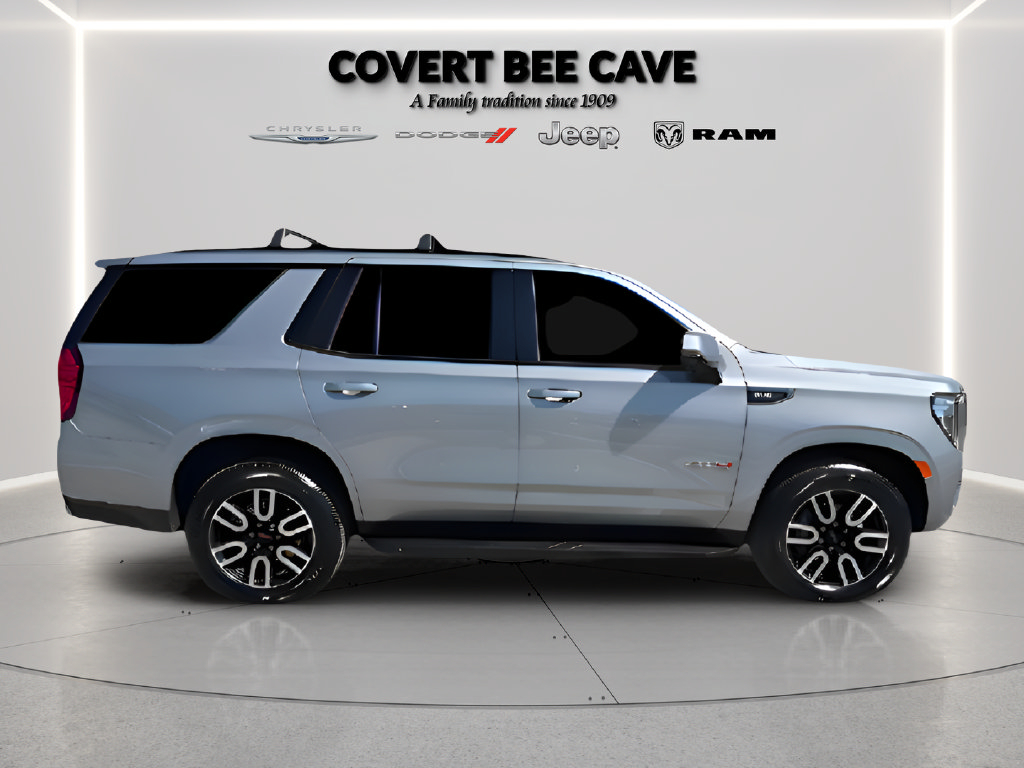 Used 2024 GMC Yukon AT4 w/ Technology Package AWD/4WD image 10