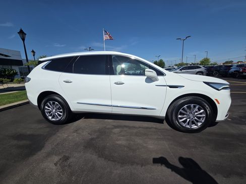 Certified 2024 Buick Enclave Essence w/ Trailering Package, 5000 lbs. AWD/4WD image 2
