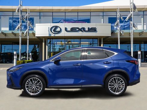 Used 2025 Lexus NX 350 AWD w/ Accessory Package (2T) image 3