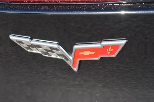 Used 2005 Chevrolet Corvette Convertible w/ Preferred Equipment Group RWD image 15