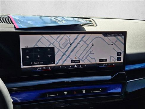 Used 2026 BMW i5 eDrive40 w/ Premium Package image 13