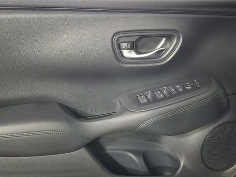 Used 2024 Honda HR-V LX image 14