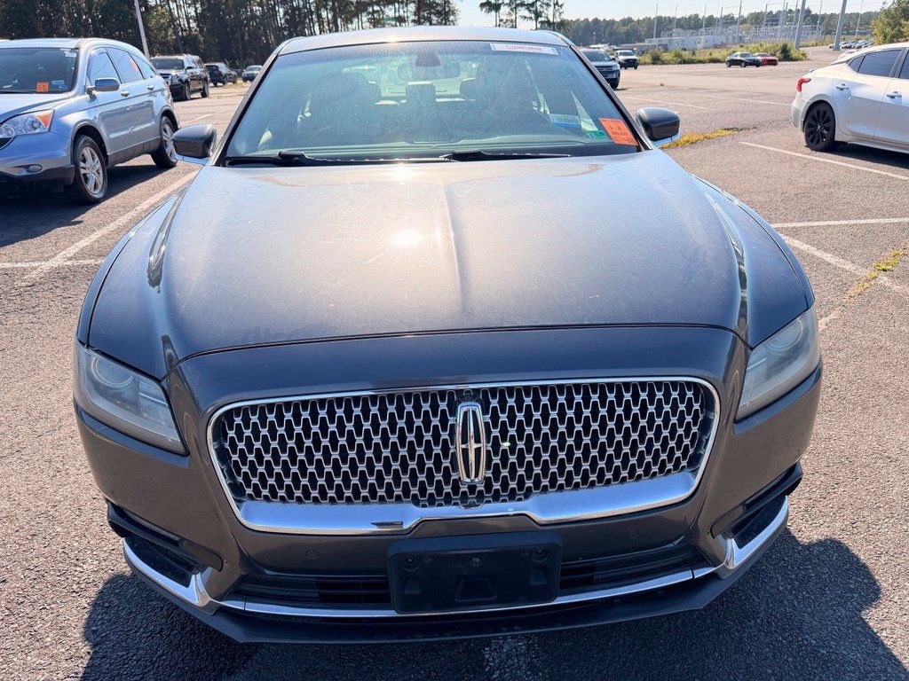 Used 2018 Lincoln Continental Premiere AWD/4WD image 8