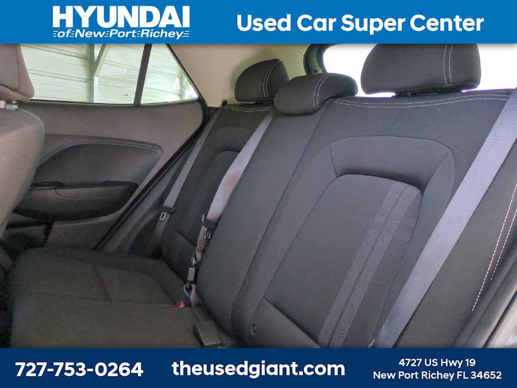 Certified 2025 Hyundai Venue SEL FWD image 13