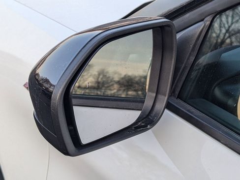 Used 2024 Ford Explorer ST-Line w/ Class IV Trailer Tow Package image 11