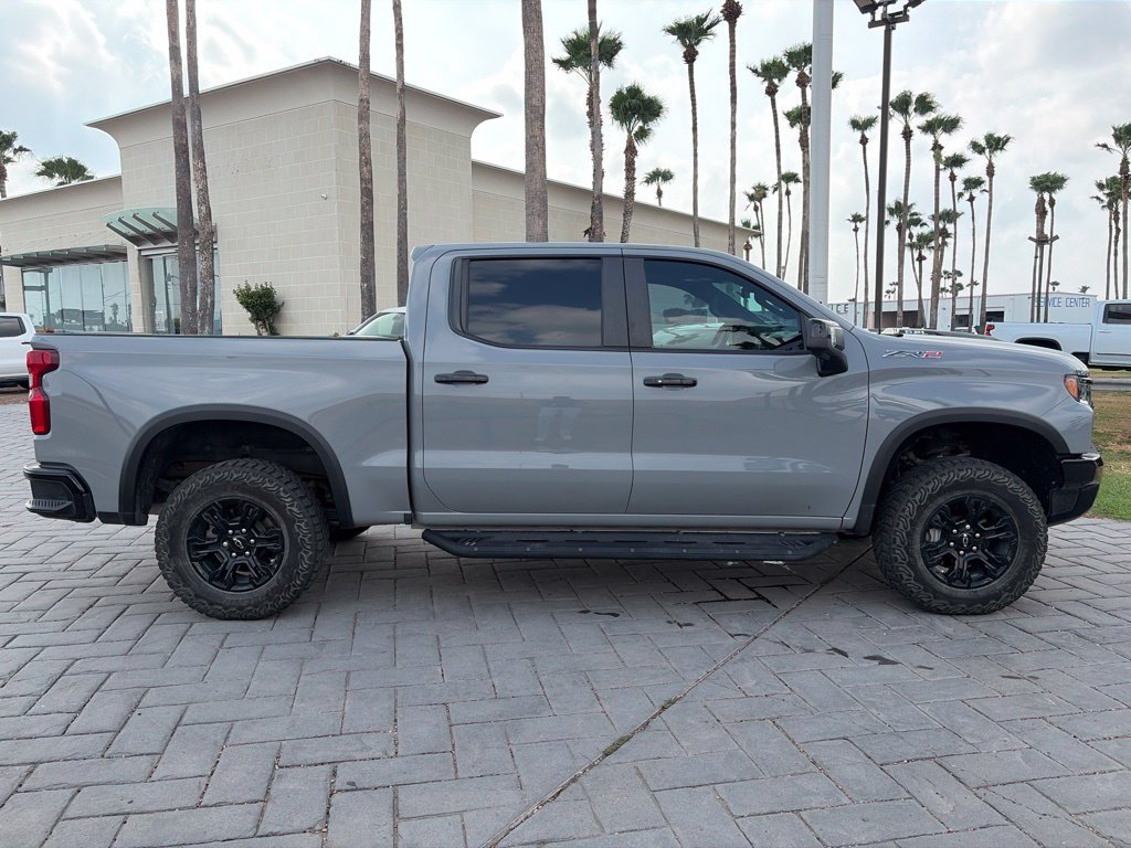 Used 2025 Chevrolet Silverado 1500 ZR2 w/ Technology Package AWD/4WD image 4