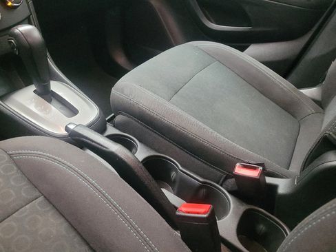 Used 2016 Chevrolet Trax LS FWD image 26