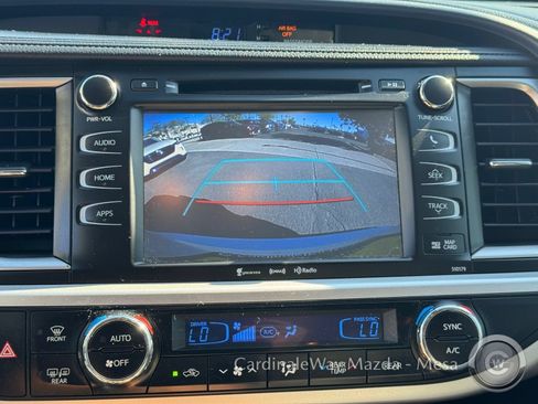Used 2017 Toyota Highlander XLE FWD image 24