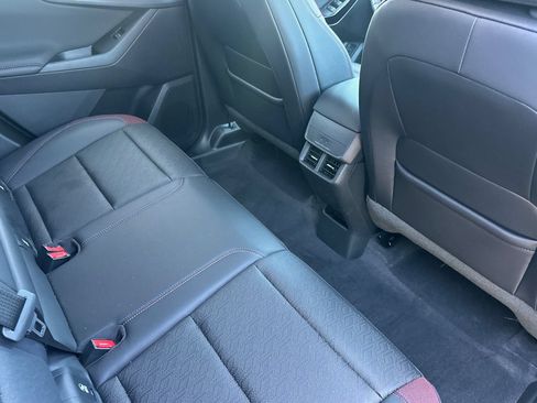 Used 2026 Chevrolet Equinox RS w/ LPO, Floor Liner Package FWD image 17