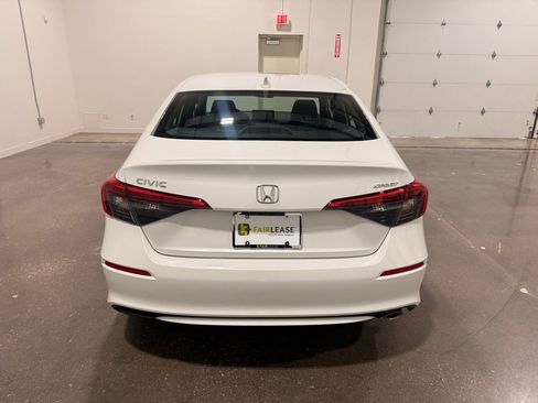 Used 2023 Honda Civic Sport image 6