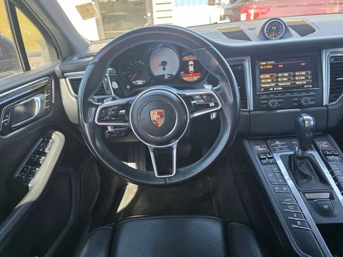 Used 2015 Porsche Macan S AWD/4WD image 10